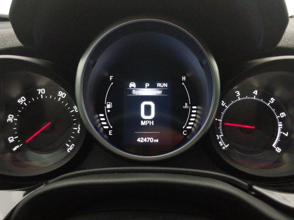 2016 FIAT 500X - Odometer Close Up