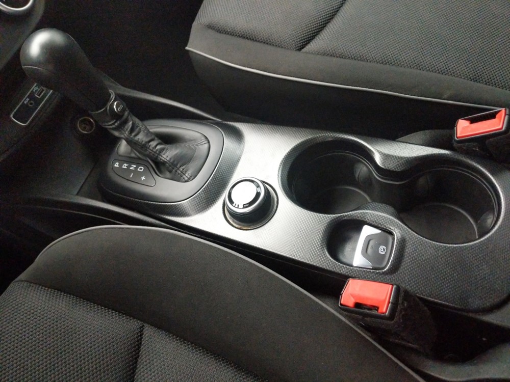 2016 FIAT 500X - Center Console/Cup Holders