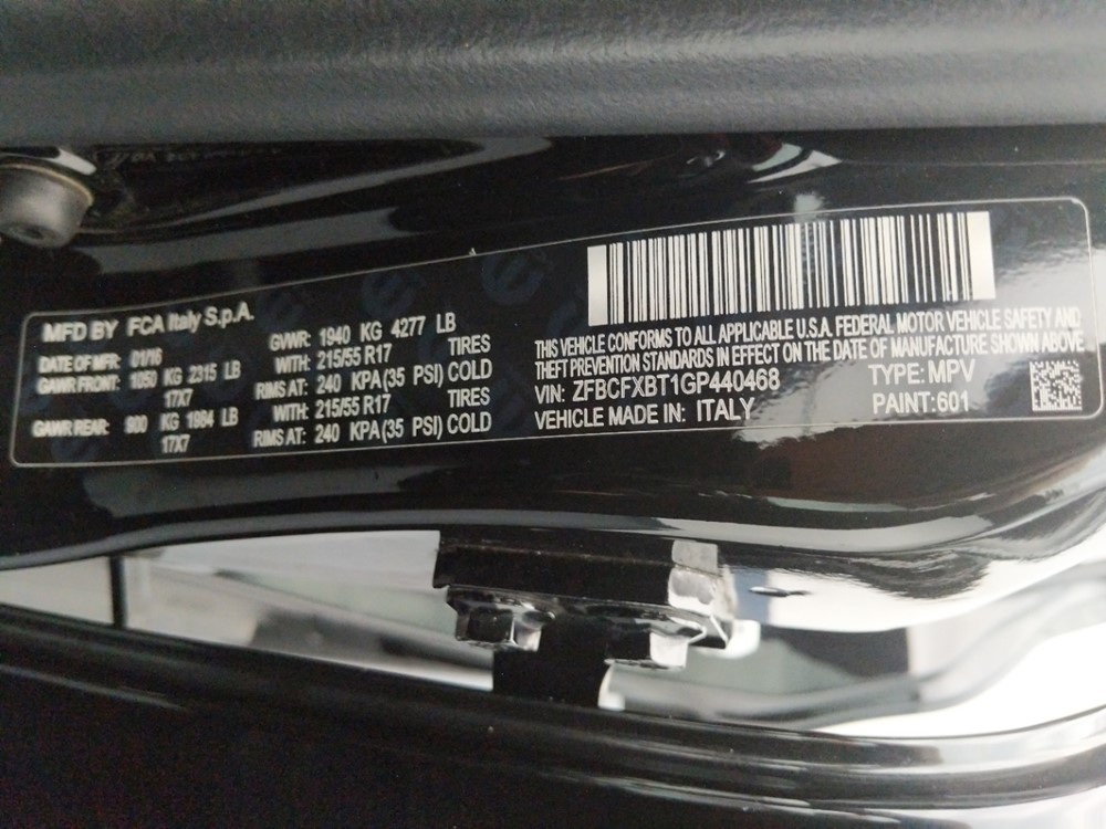 2016 FIAT 500X - VIN Plate