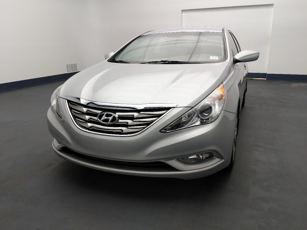 2013 Hyundai Sonata - Driver Front Hood