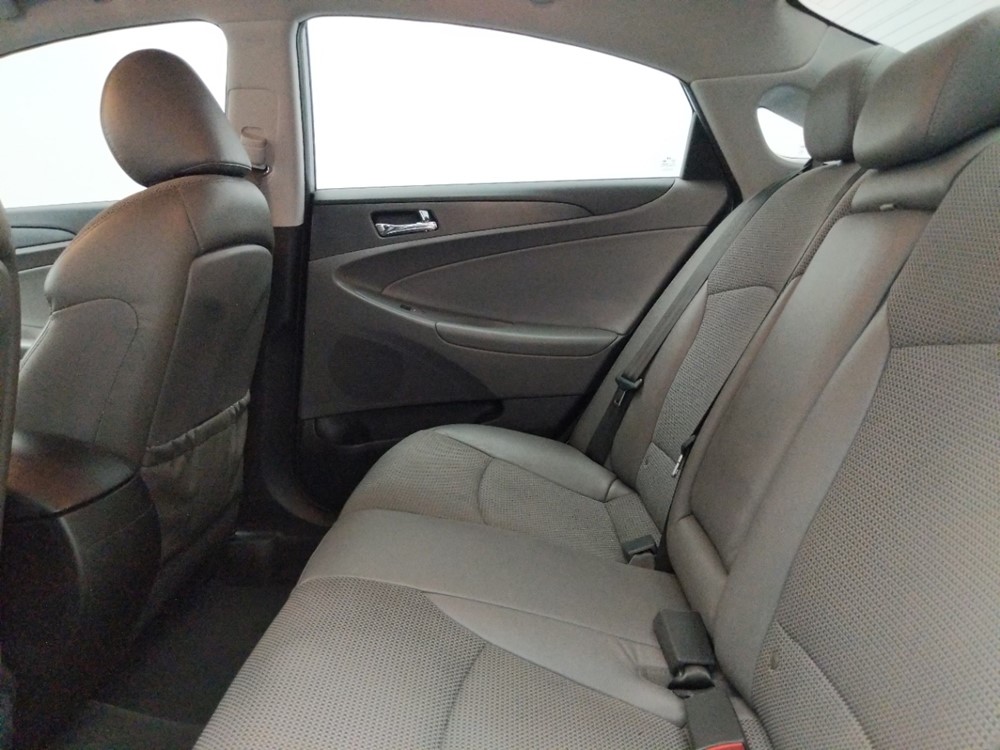 2013 Hyundai Sonata - Driver Rear Seat