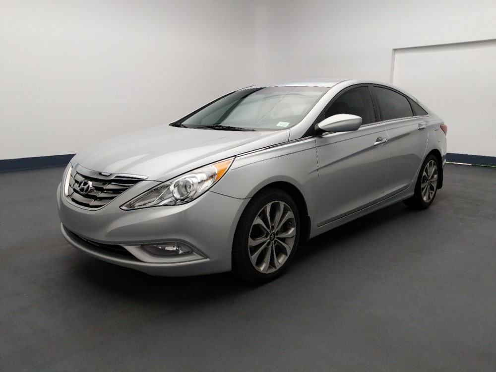2013 Hyundai Sonata - Driver Front Bumper