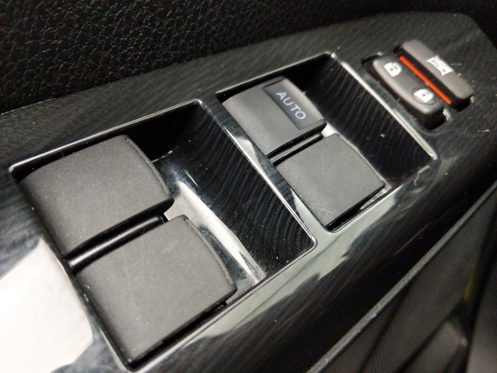 2016 Toyota RAV4 - Driver Power Windows/Lock Control