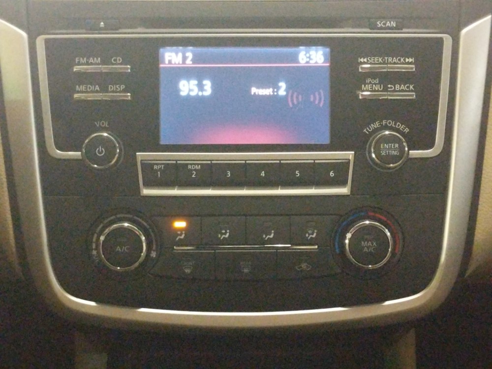2017 Nissan Altima - Stereo Package