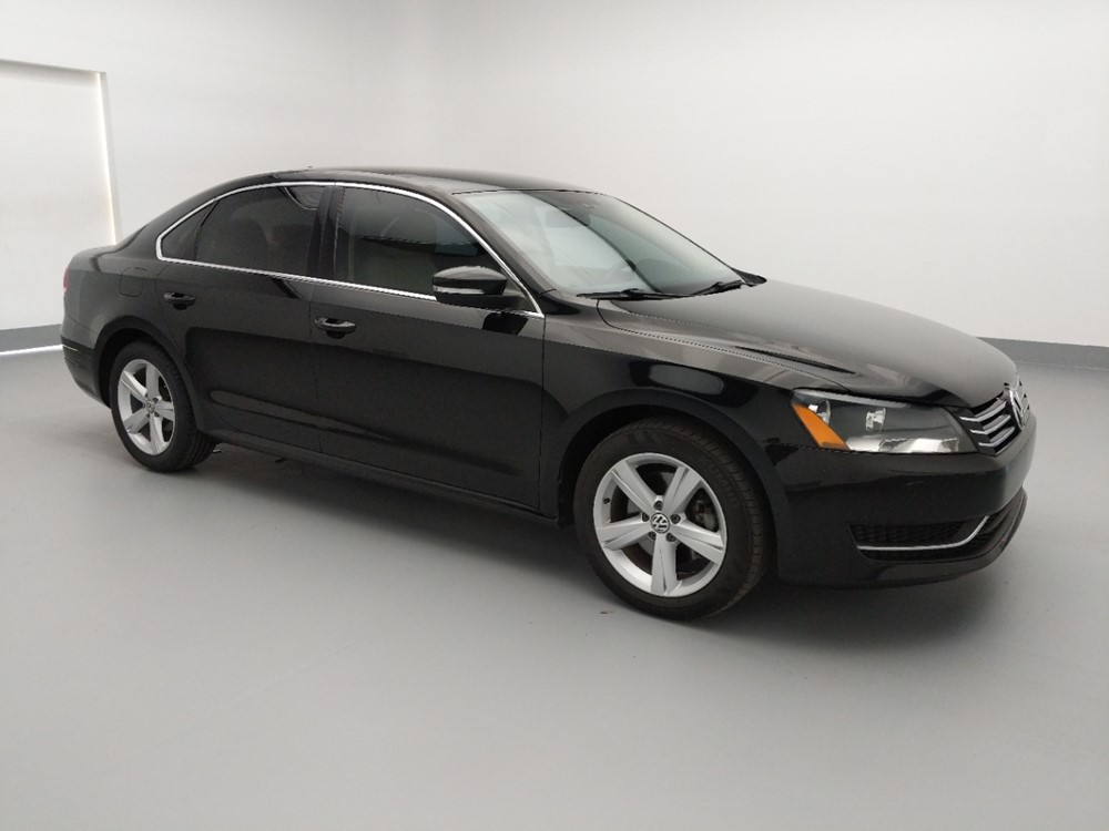 2015 Volkswagen Passat - Passenger Front Side