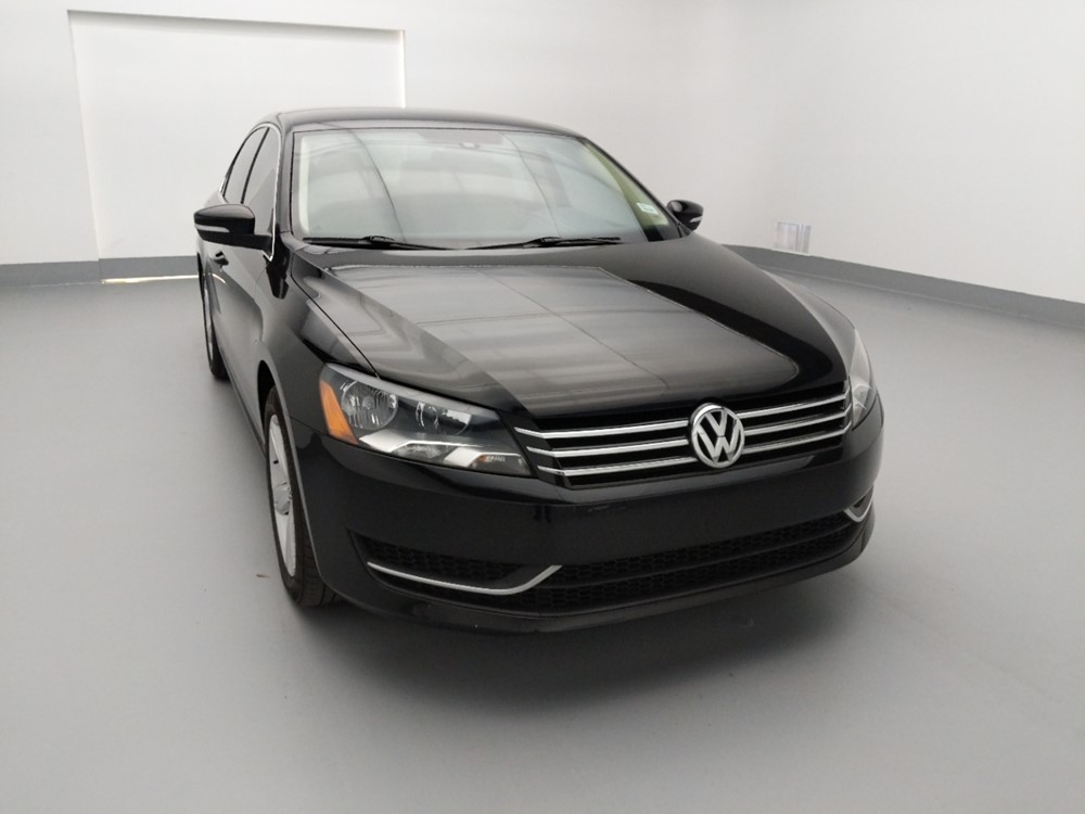 2015 Volkswagen Passat - Passenger Front Hood