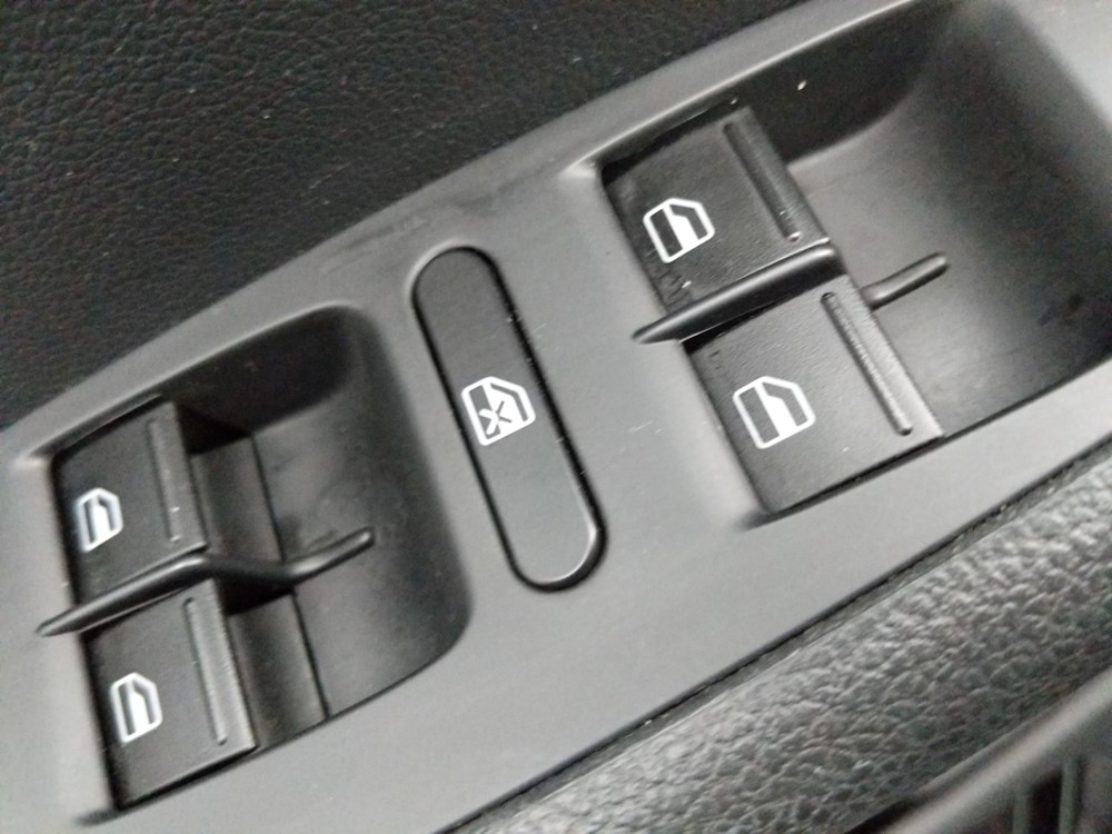 2016 Volkswagen Jetta - Driver Power Windows/Lock Control