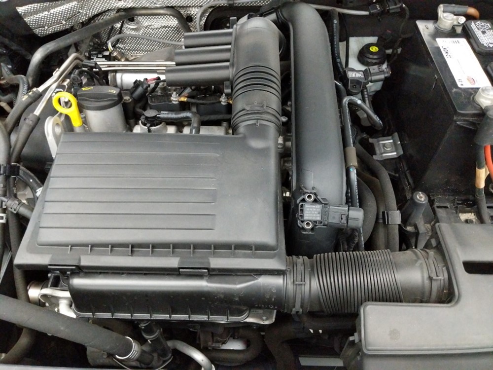 2016 Volkswagen Jetta - Engine