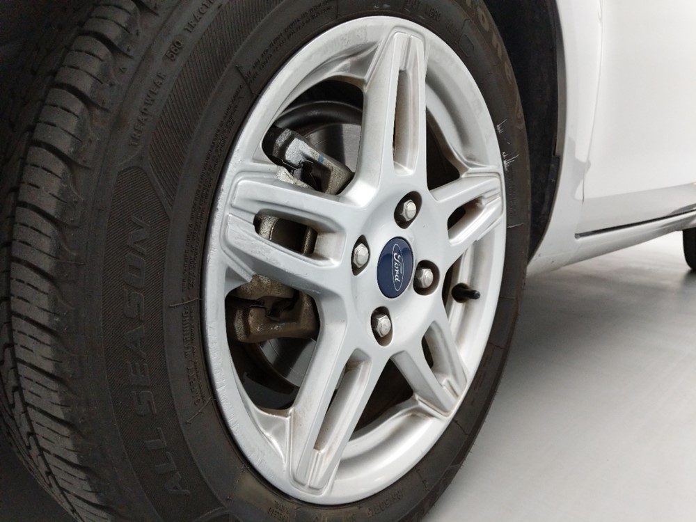 2017 Ford Fiesta - Wheel