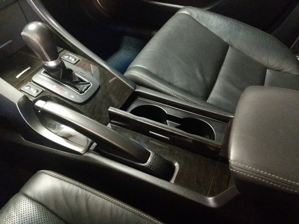 2012 Acura TSX - Center Console/Cup Holders