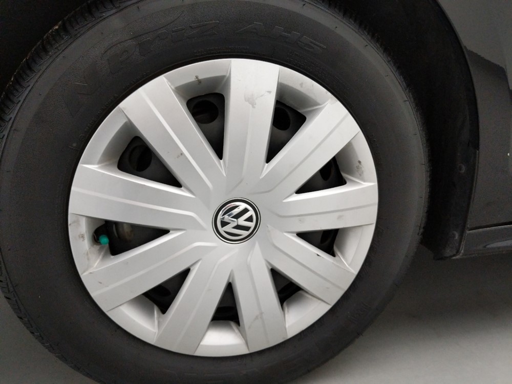 2015 Volkswagen Jetta - Wheel