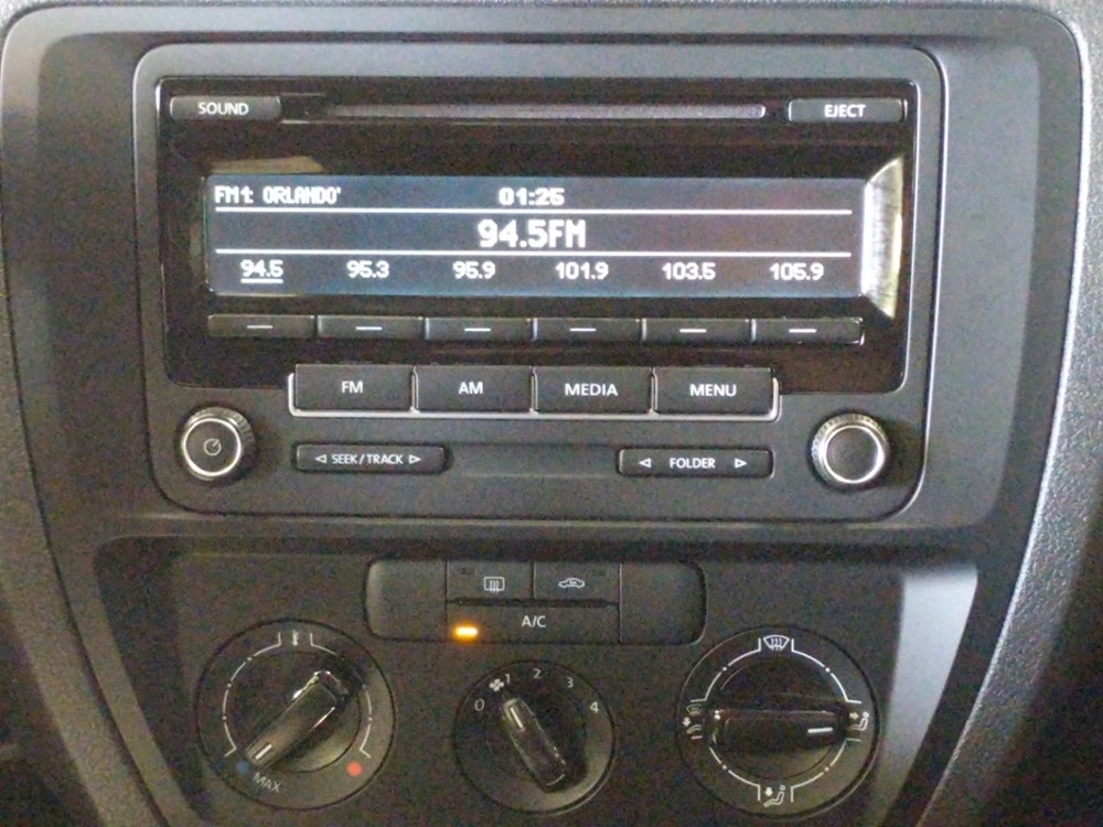 2015 Volkswagen Jetta - Stereo Package