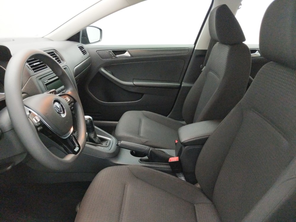 2015 Volkswagen Jetta - Driver Front Seat