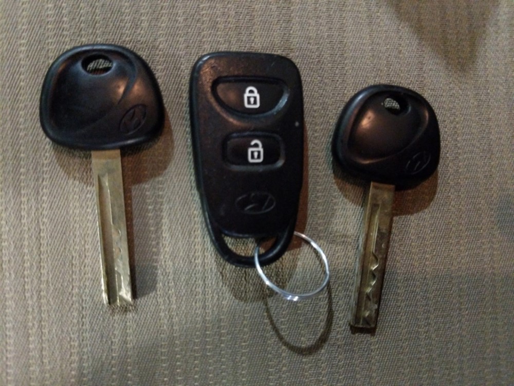 2017 Hyundai Accent - Keys