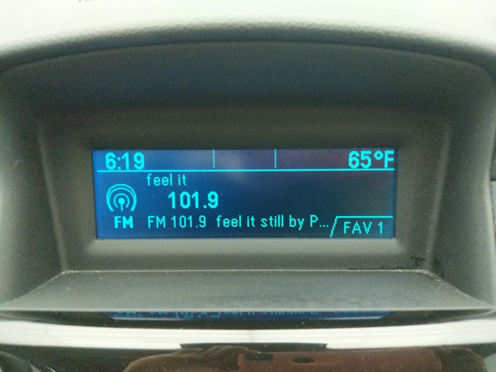 2015 Chevrolet Cruze - Stereo Package