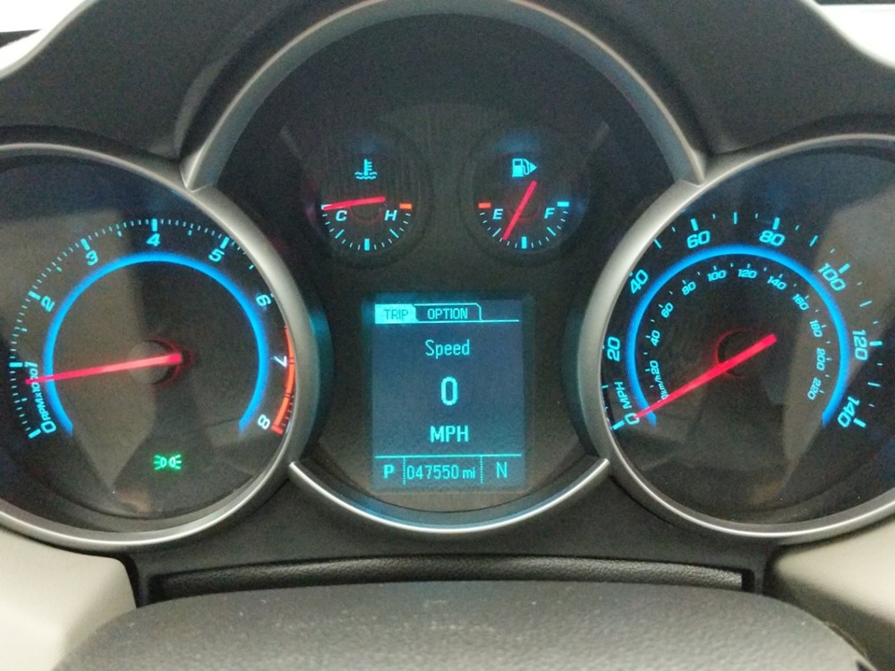 2015 Chevrolet Cruze - Odometer Close Up