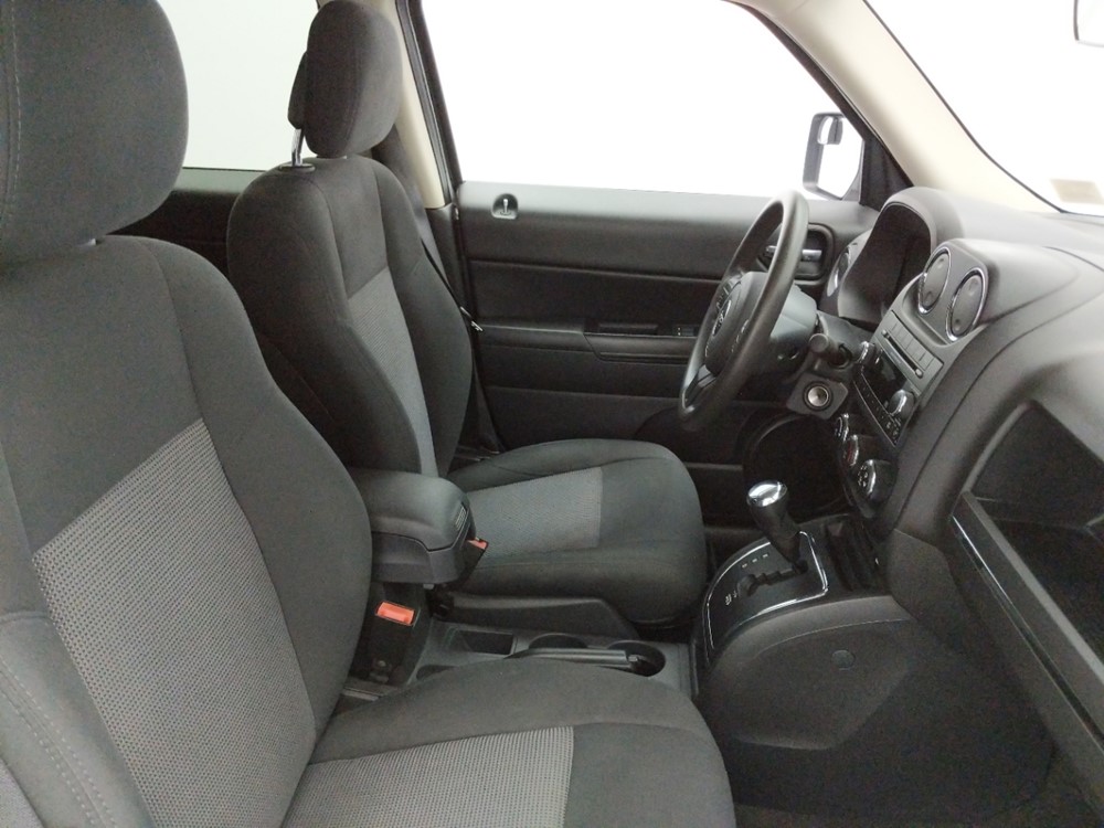 2013 Jeep Patriot - Passenger Front Seat