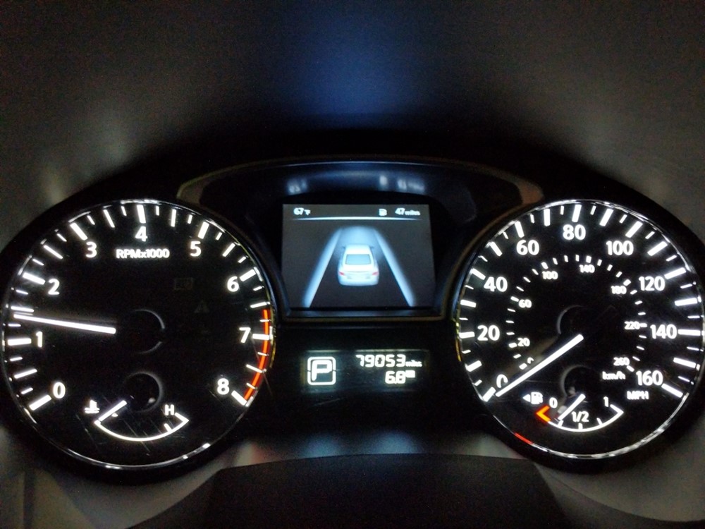 2015 Nissan Altima - Odometer Close Up