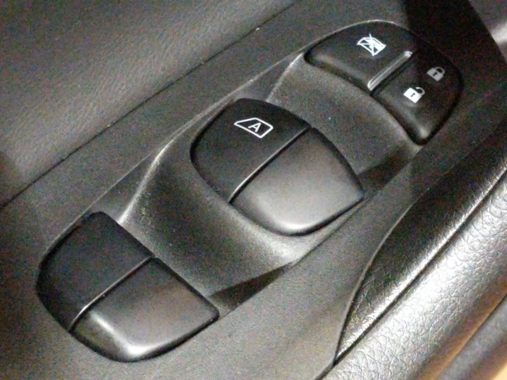 2015 Nissan Altima - Driver Power Windows/Lock Control