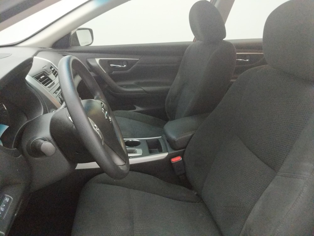 2015 Nissan Altima - Driver Front Seat