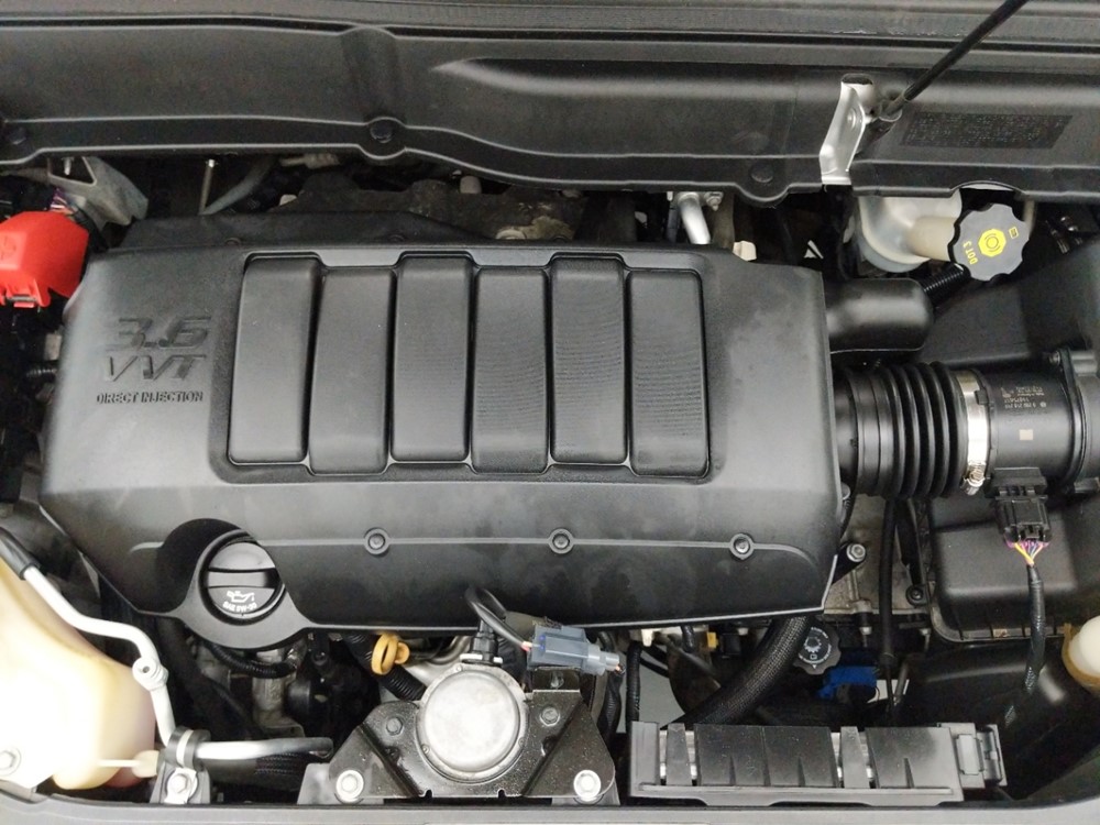 2011 GMC Acadia - Engine