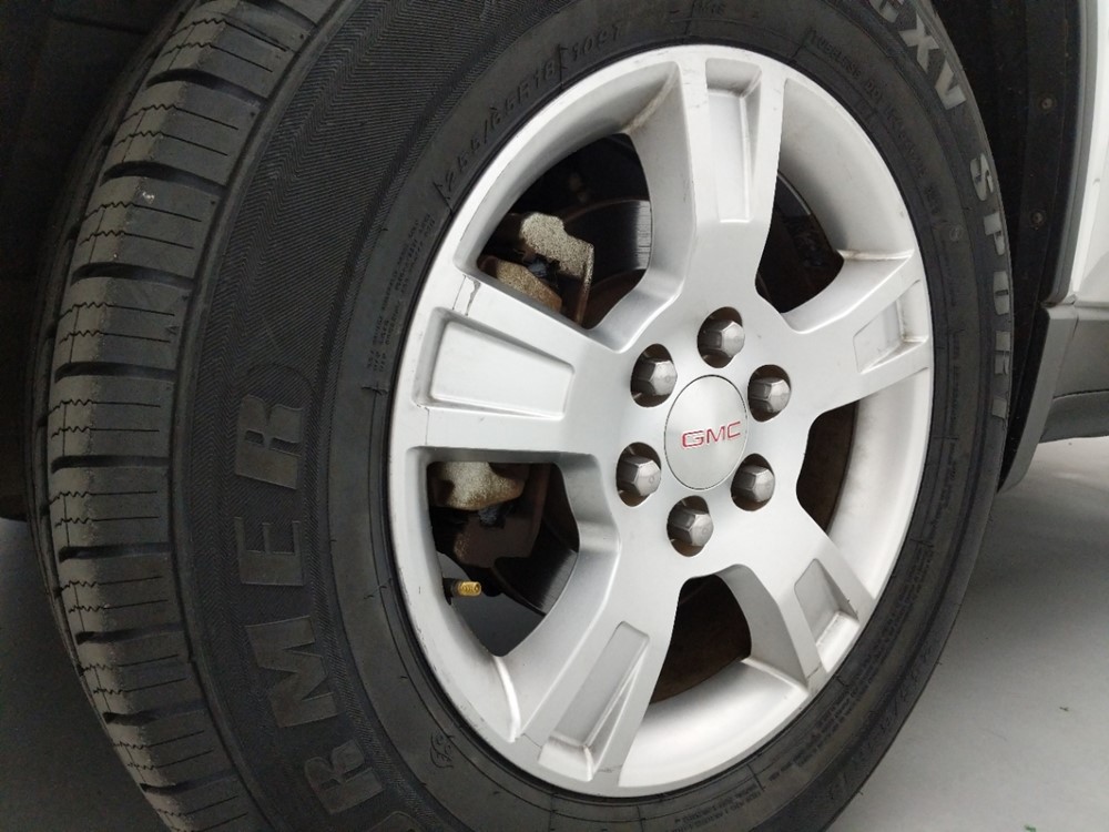 2011 GMC Acadia - Wheel