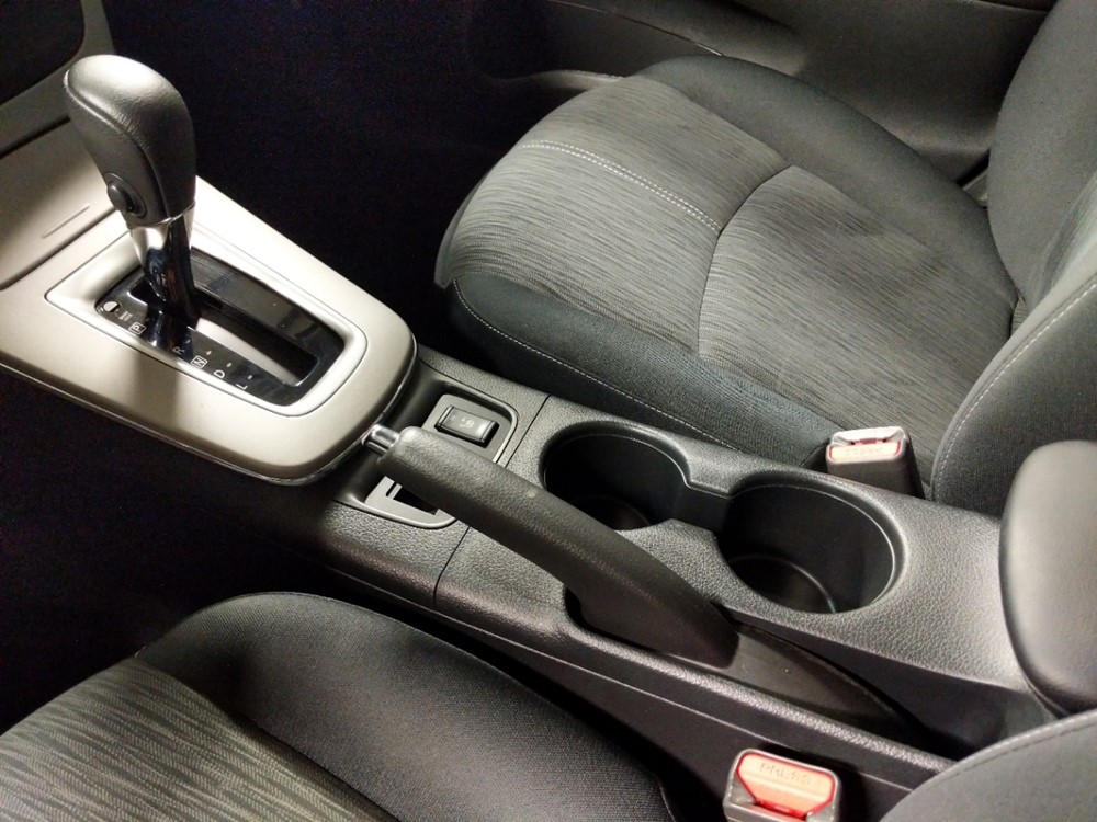 2015 Nissan Sentra - Center Console/Cup Holders