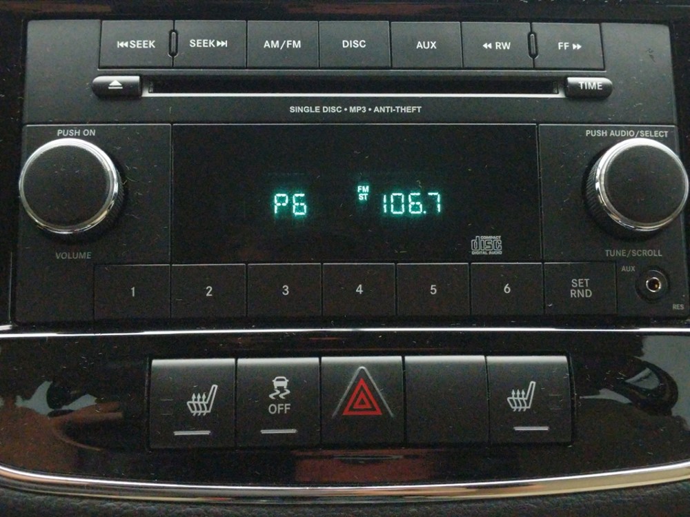2014 Chrysler 200 - Stereo Package