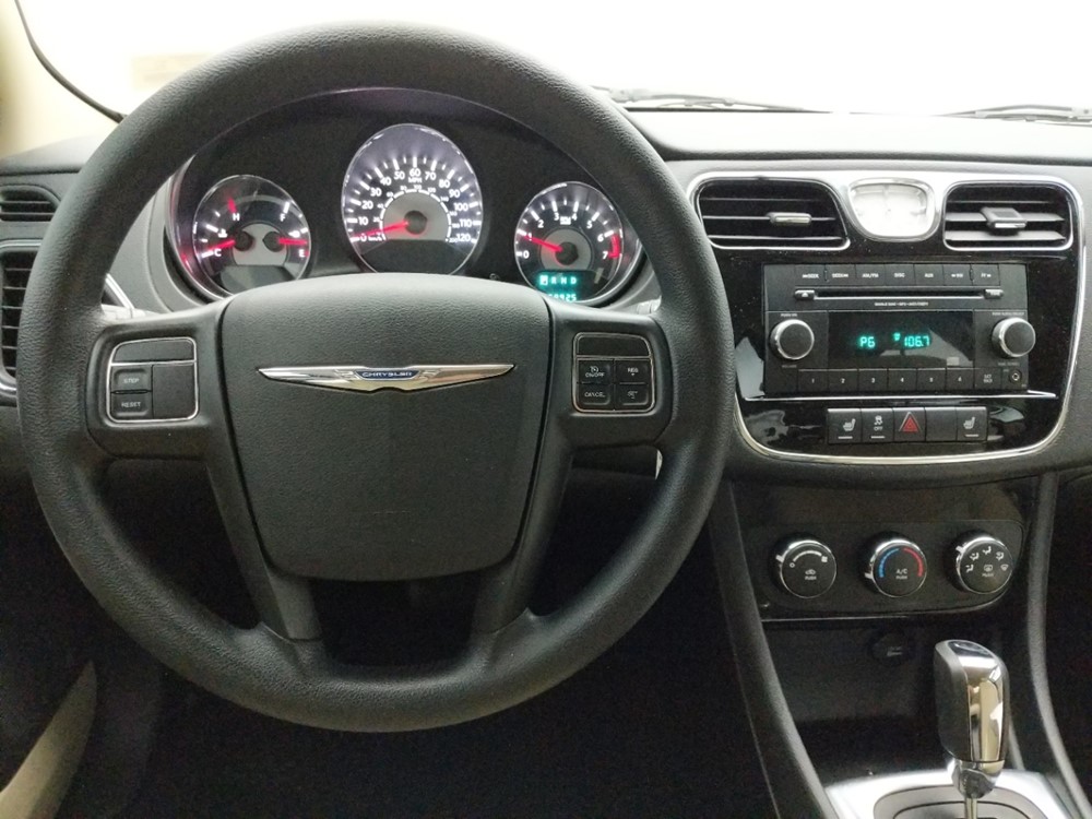 2014 Chrysler 200 - Driver Dash