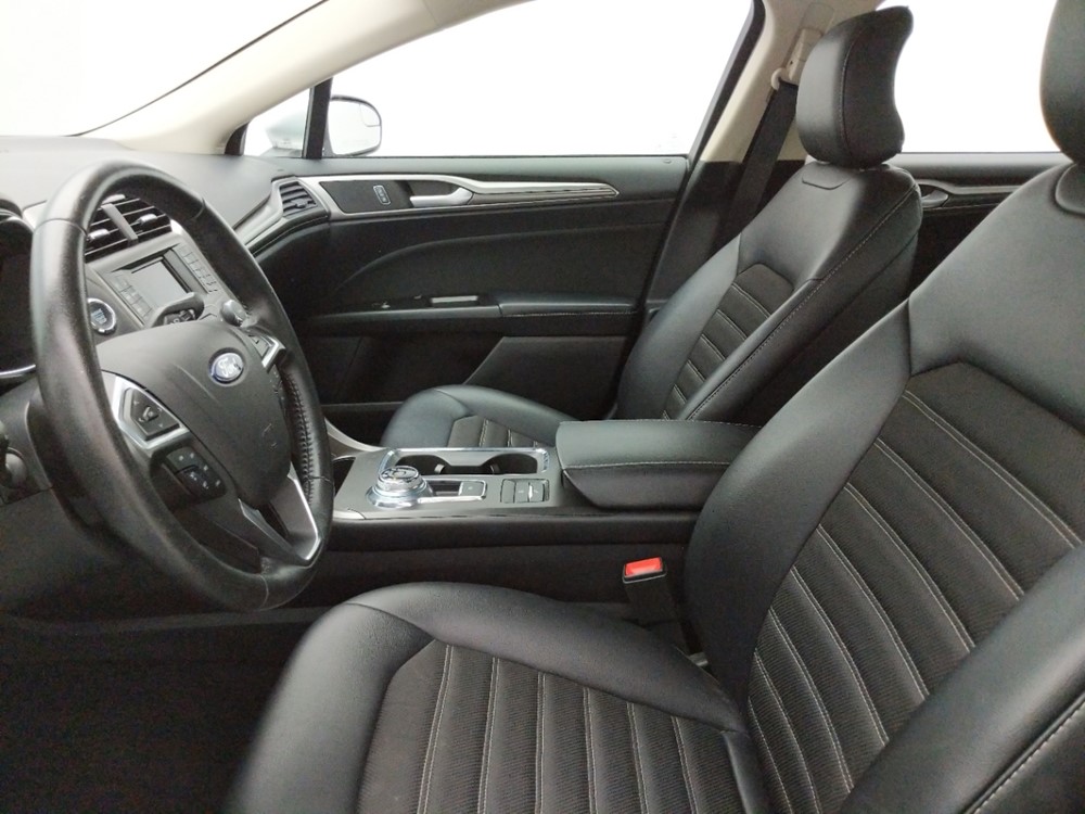 2017 Ford Fusion - Driver Front Seat