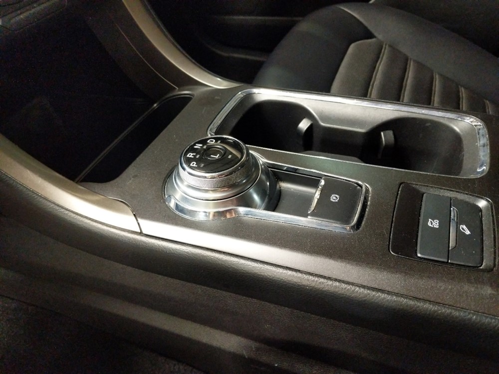 2017 Ford Fusion - Center Console/Cup Holders