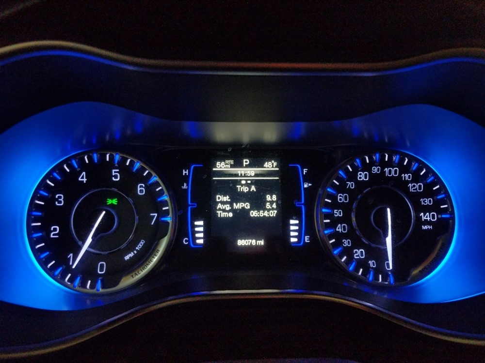 2015 Chrysler 200 - Odometer Close Up
