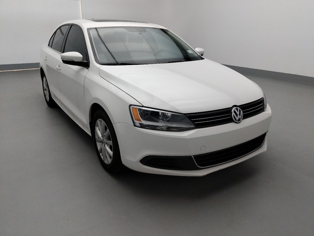2014 Volkswagen Jetta - Passenger Front Bumper