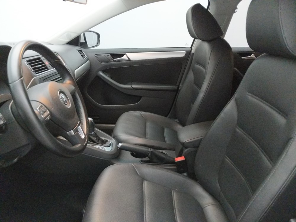 2014 Volkswagen Jetta - Driver Front Seat