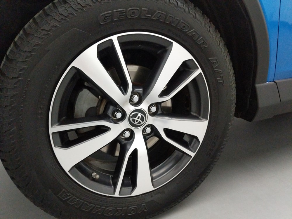 2017 Toyota RAV4 - Wheel