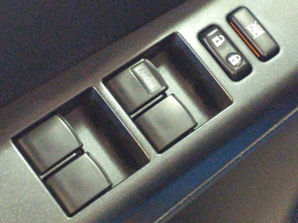 2017 Toyota RAV4 - Driver Power Windows/Lock Control