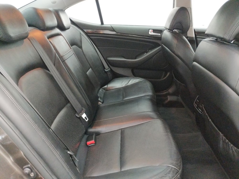 2014 Kia Cadenza - Passenger Rear Seat