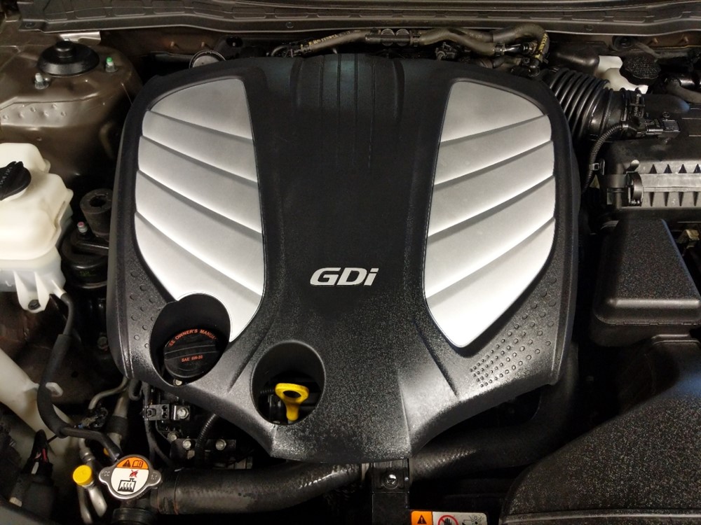 2014 Kia Cadenza - Engine