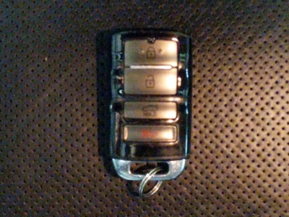 2014 Kia Cadenza - Keys