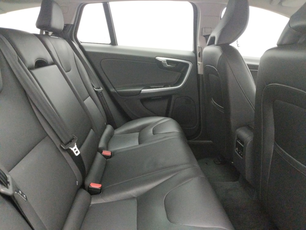 2017 Volvo V60 - Passenger Rear Seat