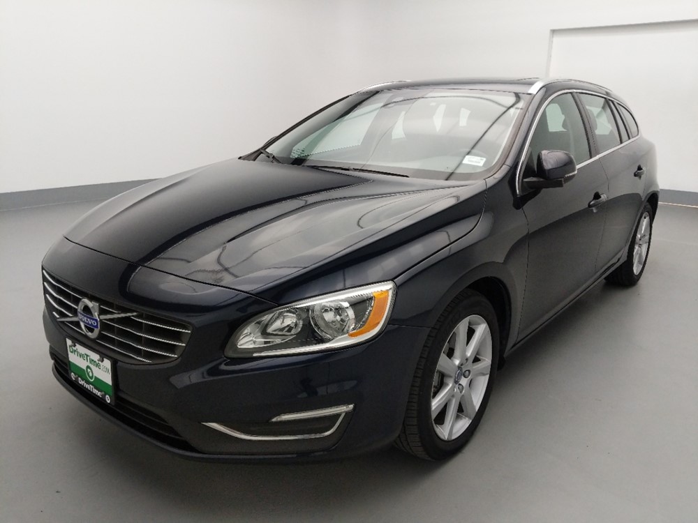 2017 Volvo V60 - Driver Front Bumper