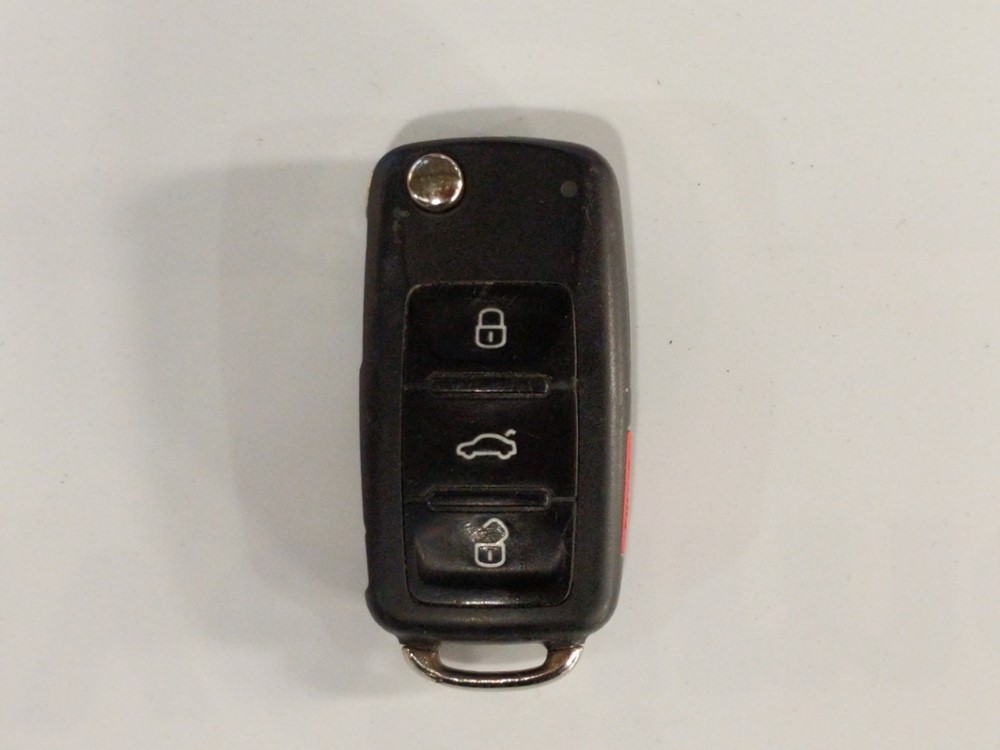 2015 Volkswagen Passat - Keys