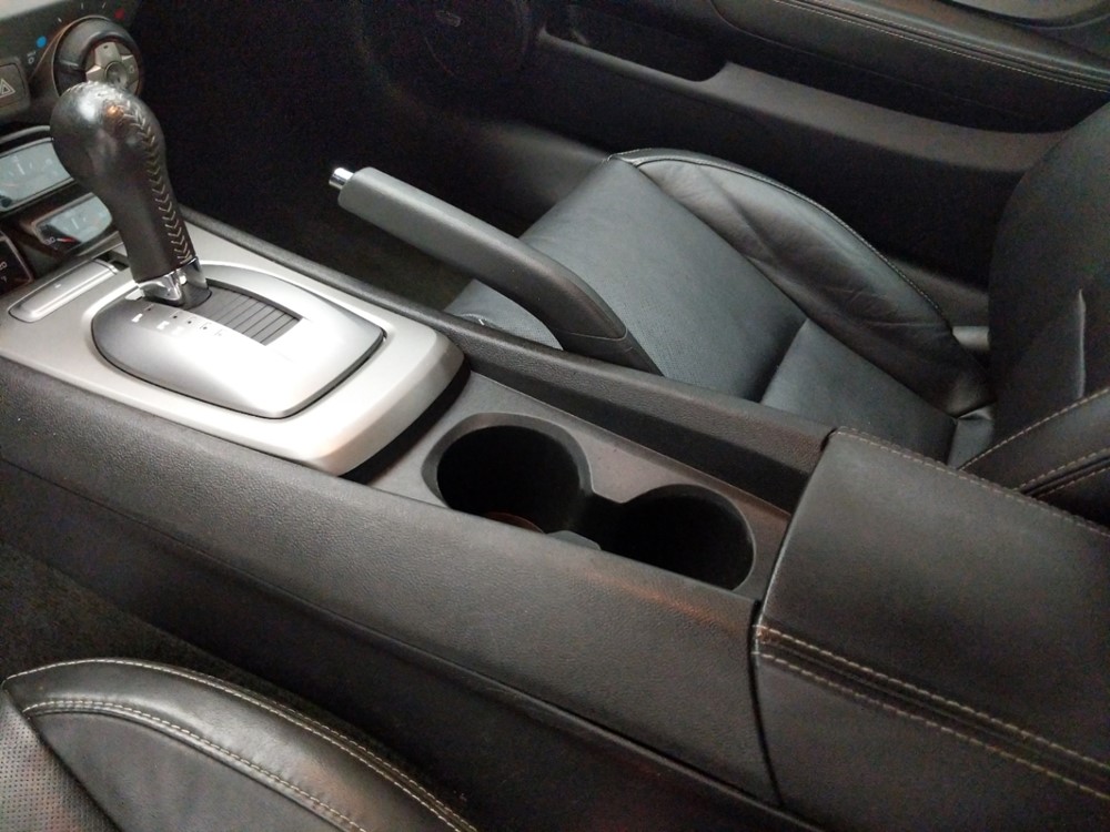 2015 Chevrolet Camaro - Center Console/Cup Holders