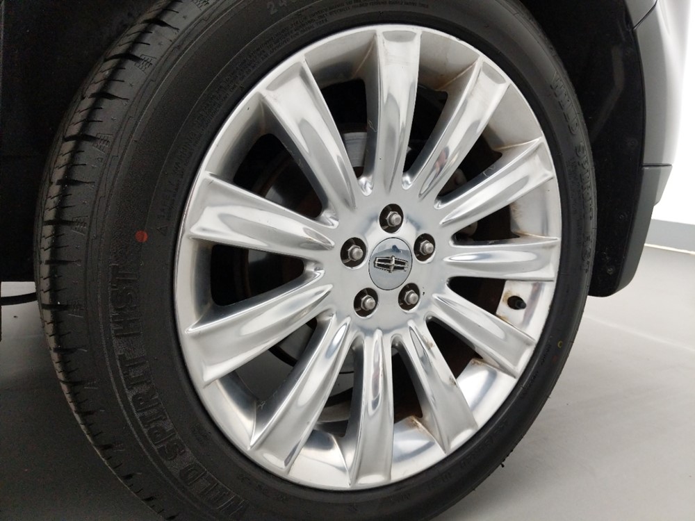 2013 Lincoln MKX - Wheel