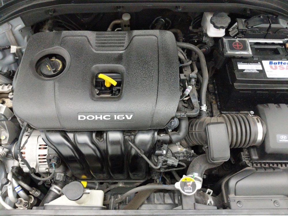 2017 Hyundai Elantra - Engine