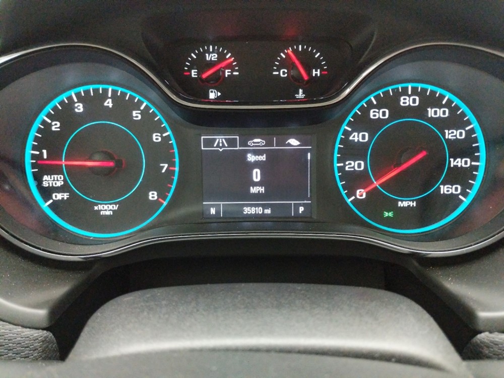 2018 Chevrolet Cruze - Odometer Close Up