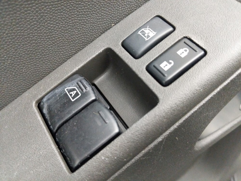 2015 Nissan Frontier - Driver Power Windows/Lock Control