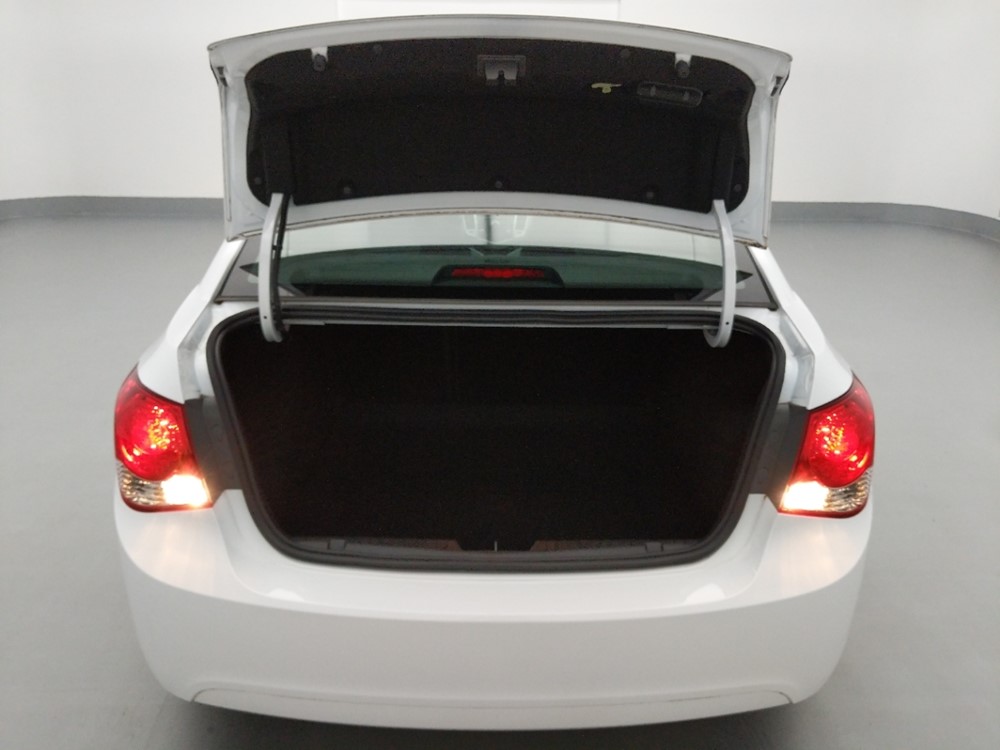 2016 Chevrolet Cruze - Trunk