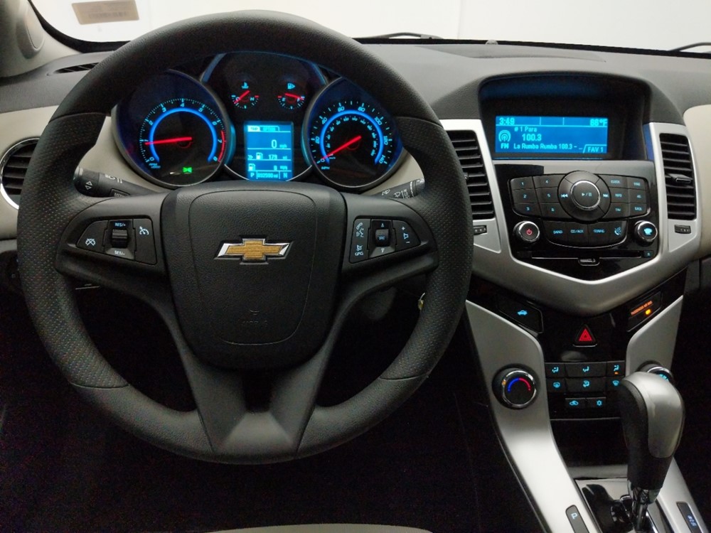 2016 Chevrolet Cruze - Driver Dash