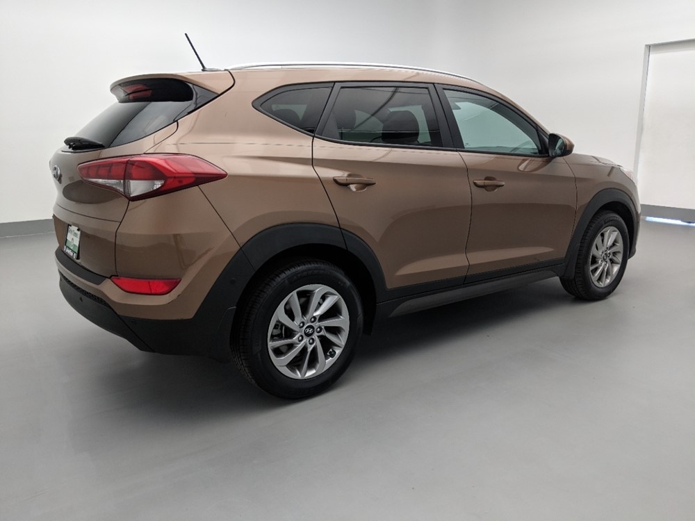 2016 Hyundai Tucson - Passenger Rear Side
